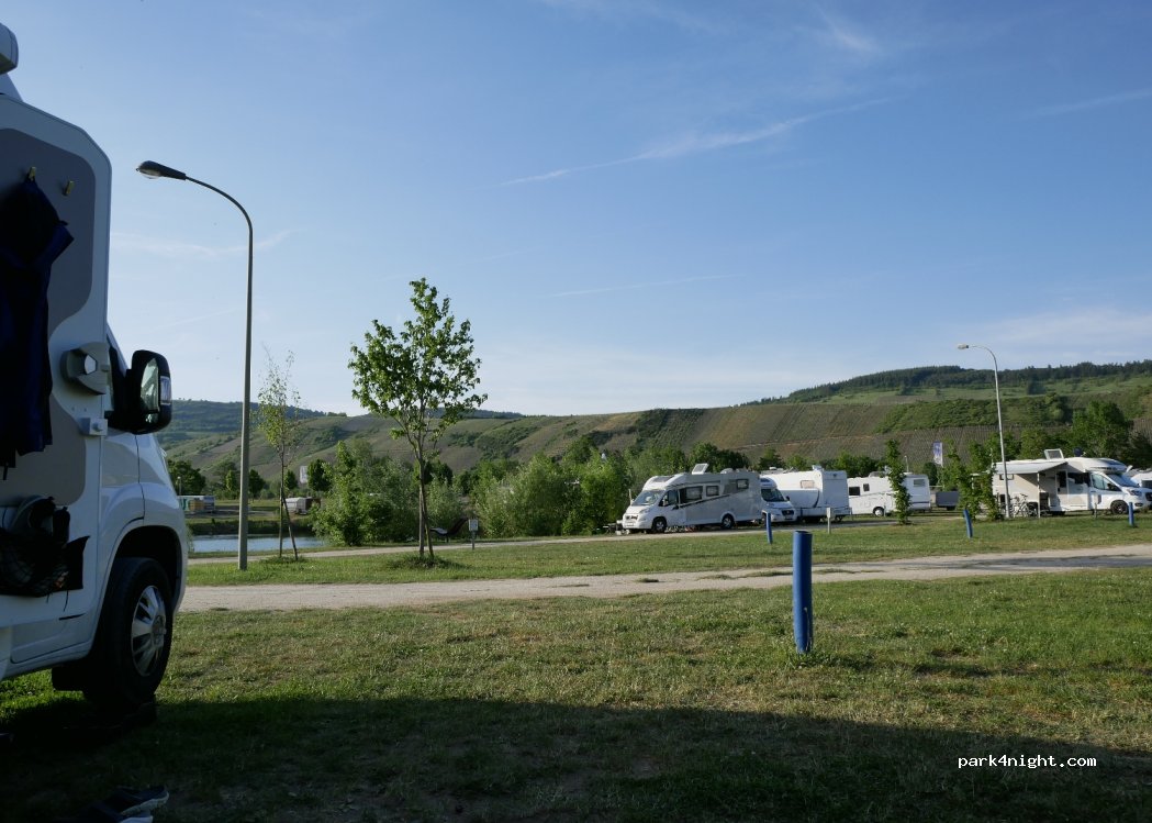 Wohnmobilhafen Camping Park Triolago — foto 2