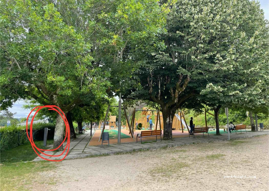 (15705) Santiago de Compostela - 14 Avenida de Antonio Raimundo Ibáñez — foto 2