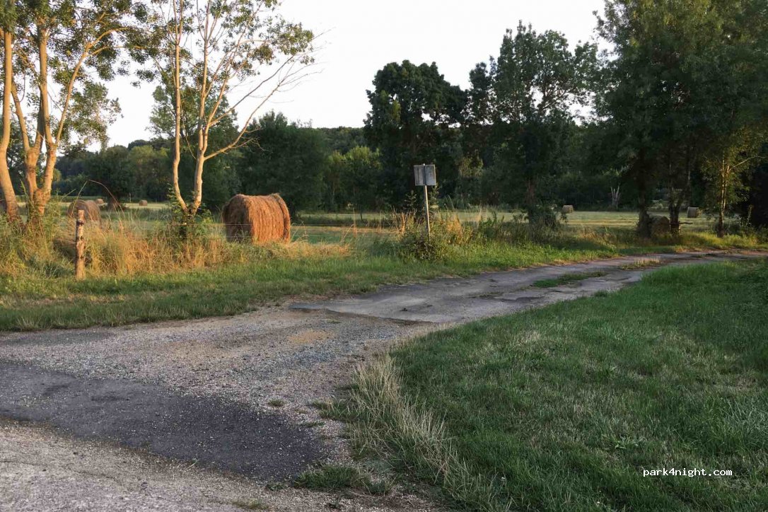 (49400) Saumur - Chemin de la Petite Monnie — foto