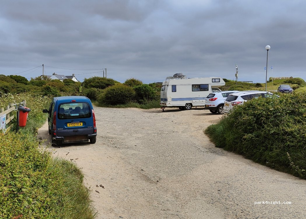 (TR6 0AD) Perranporth - Unnamed Road — foto