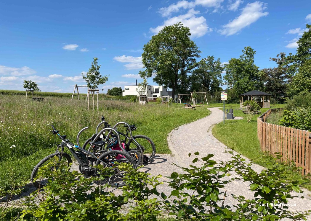 Wohnmobilstellplatz Dorfteich — foto