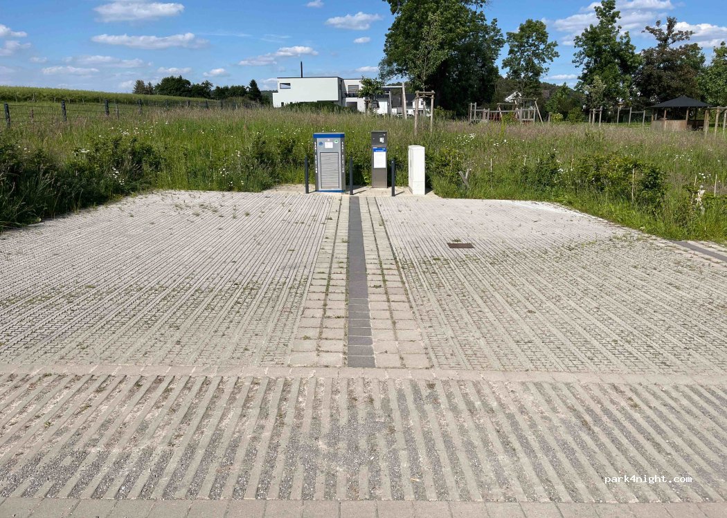 Wohnmobilstellplatz Dorfteich — foto 2