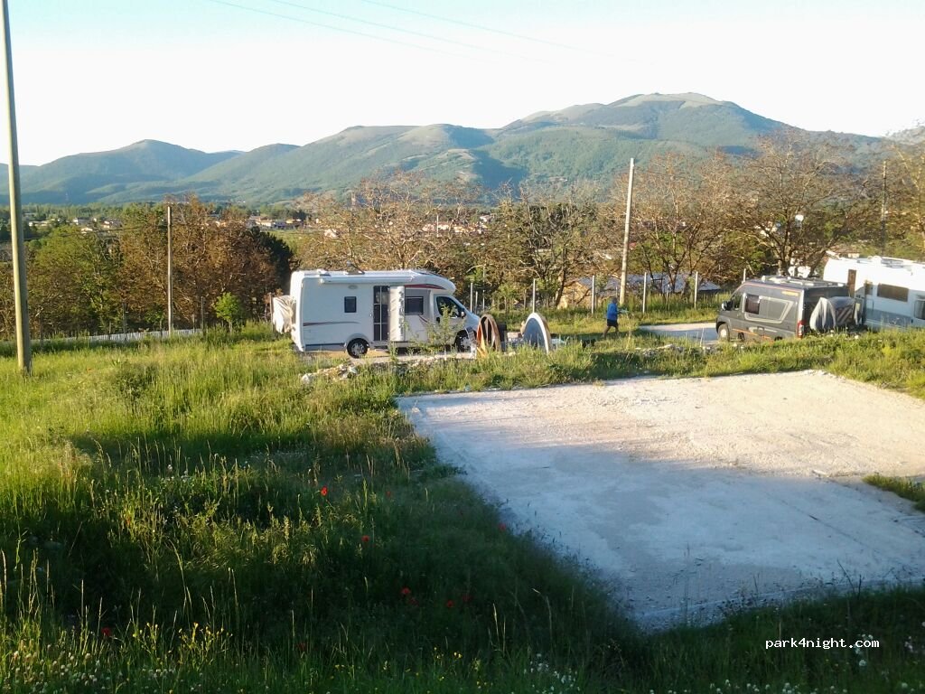 (02016) Leonessa - 52 Viale Rieti — foto 2