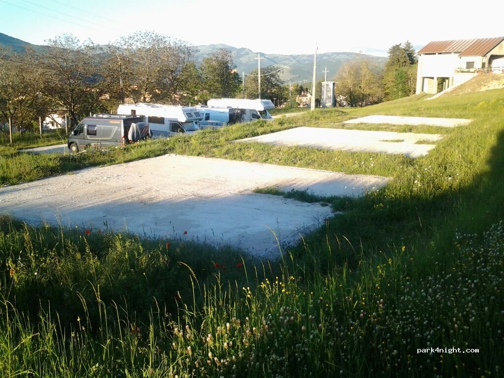 (02016) Leonessa - 52 Viale Rieti — foto 3