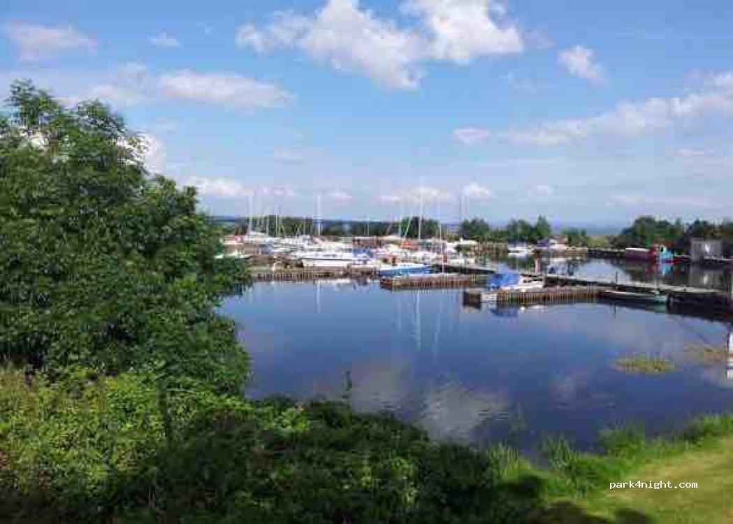 Caravan and Camping at Ballyronan Marina — foto