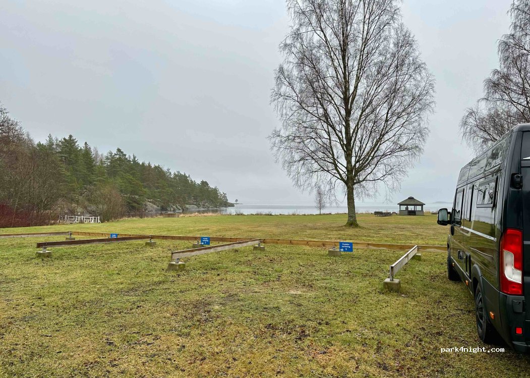 (546 95)  - 17 JÄGMÄSTAREVÄGEN — foto 5