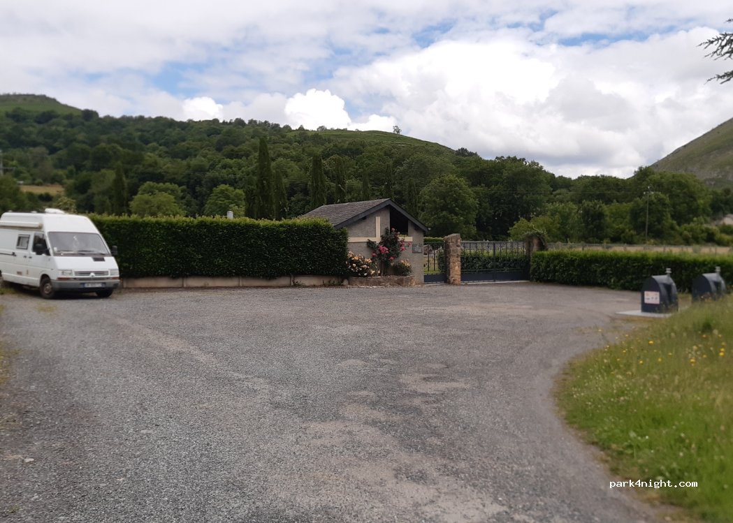 (65100) Omex - 15 Rue Carrera de Batsurguere — foto 2