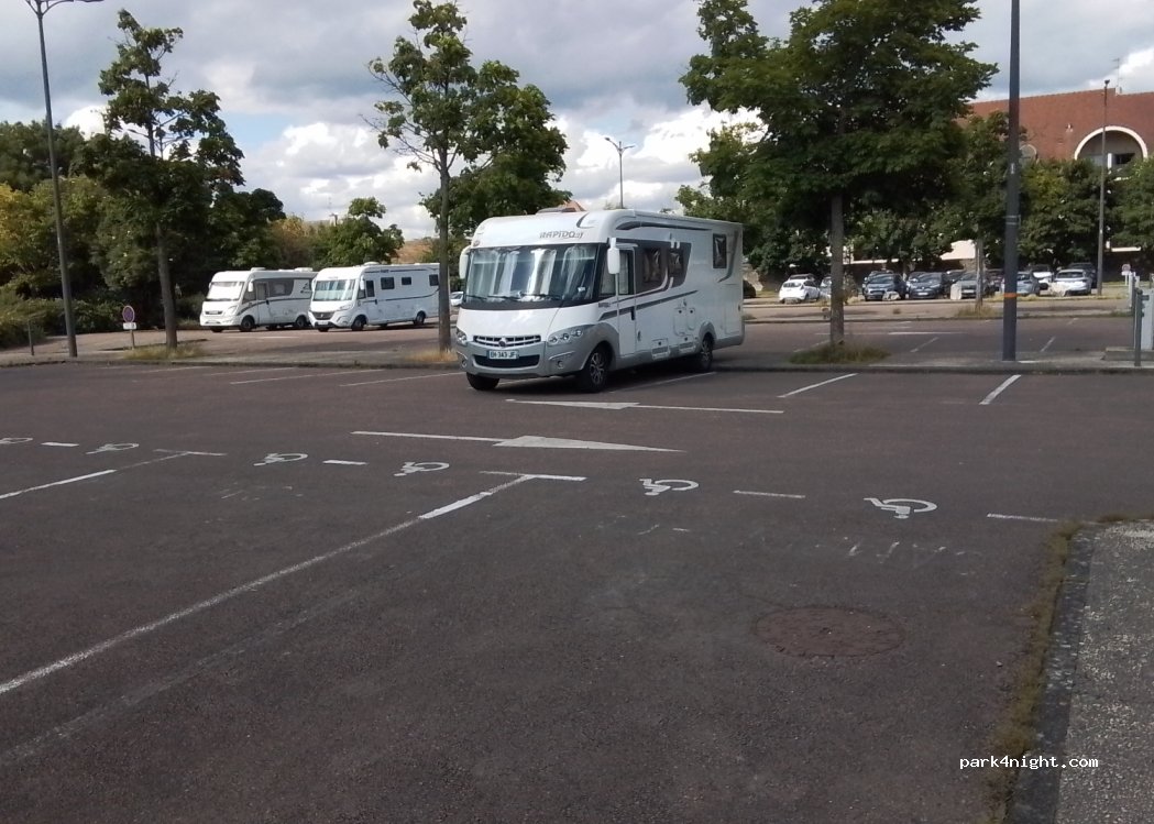 Aire d'étape camping-cars — foto
