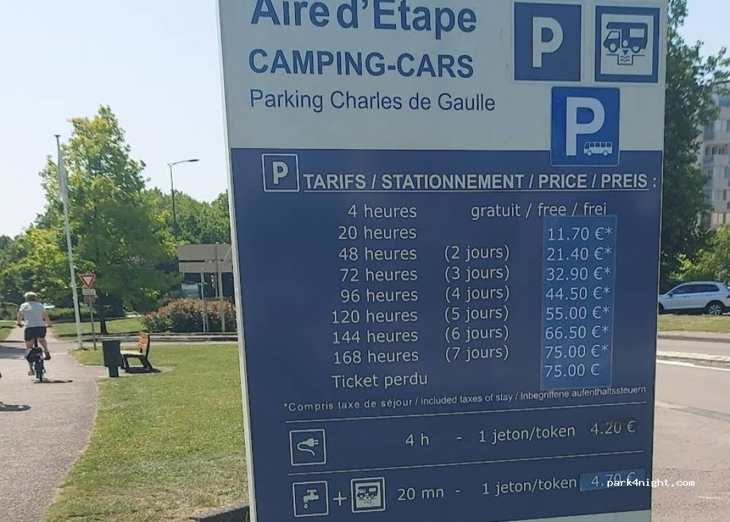 Aire d'étape camping-cars — foto 4