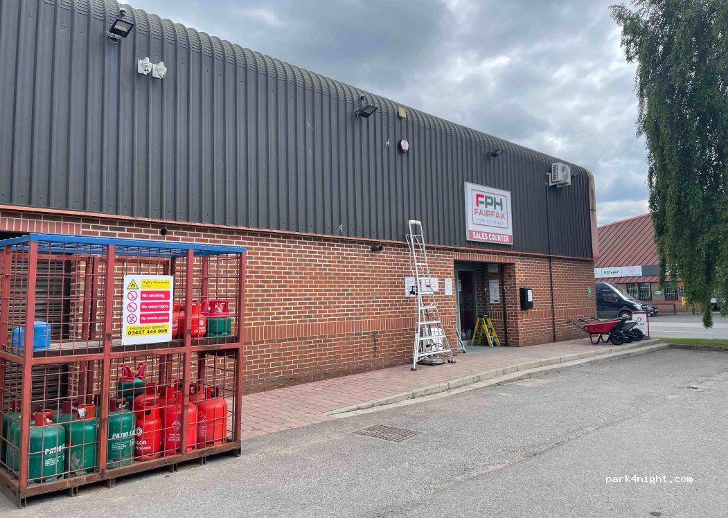 (YO8 8LZ) Selby - 9 Oakney Wood Road — foto 3