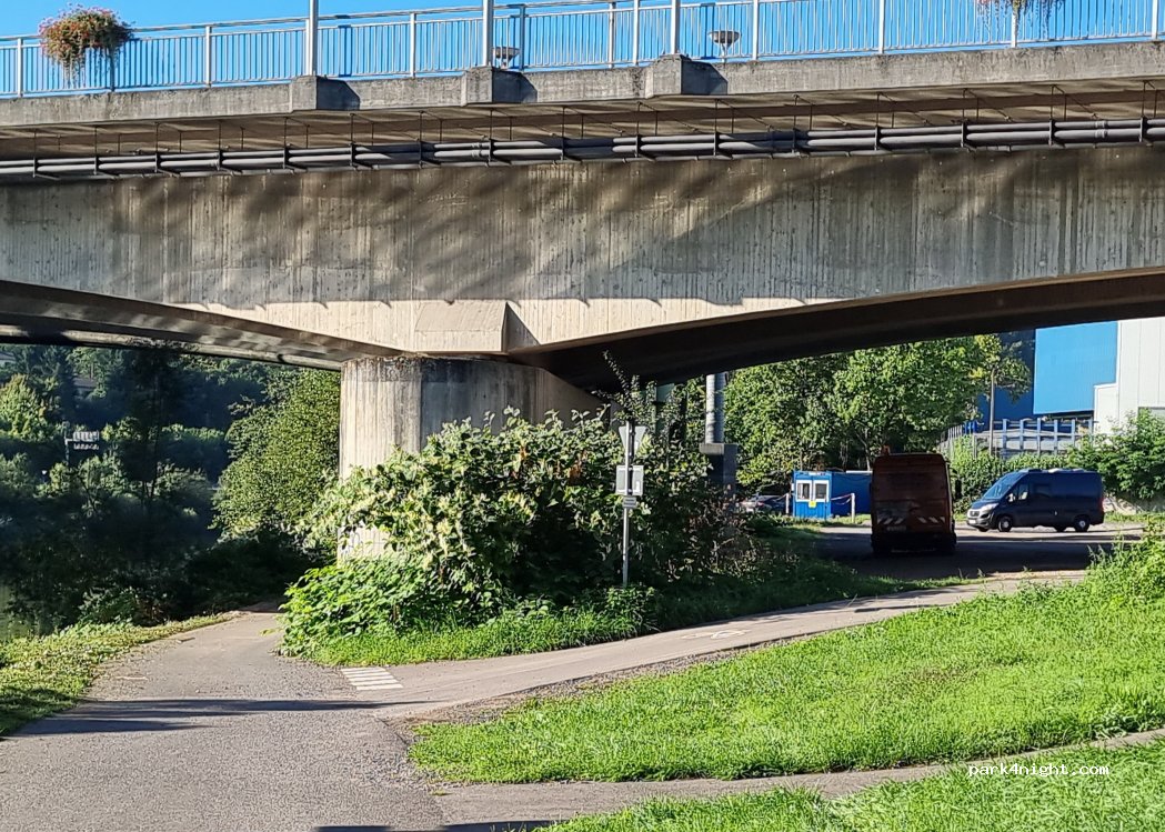 (66333) Völklingen - 11 Karolingerstraße — foto