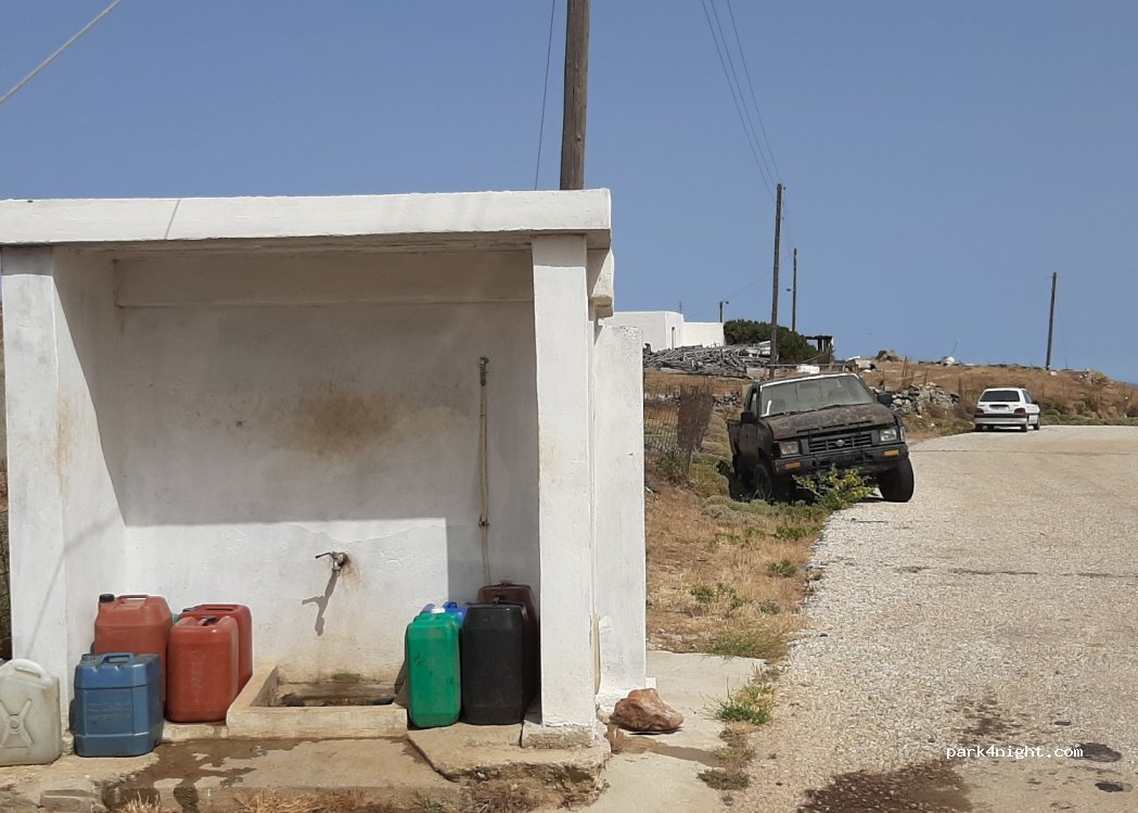 (840 05) Serifos - Eparchiaki Odos Limani Livadiou-Megalou Livadiou, Ελλάδα — foto 2