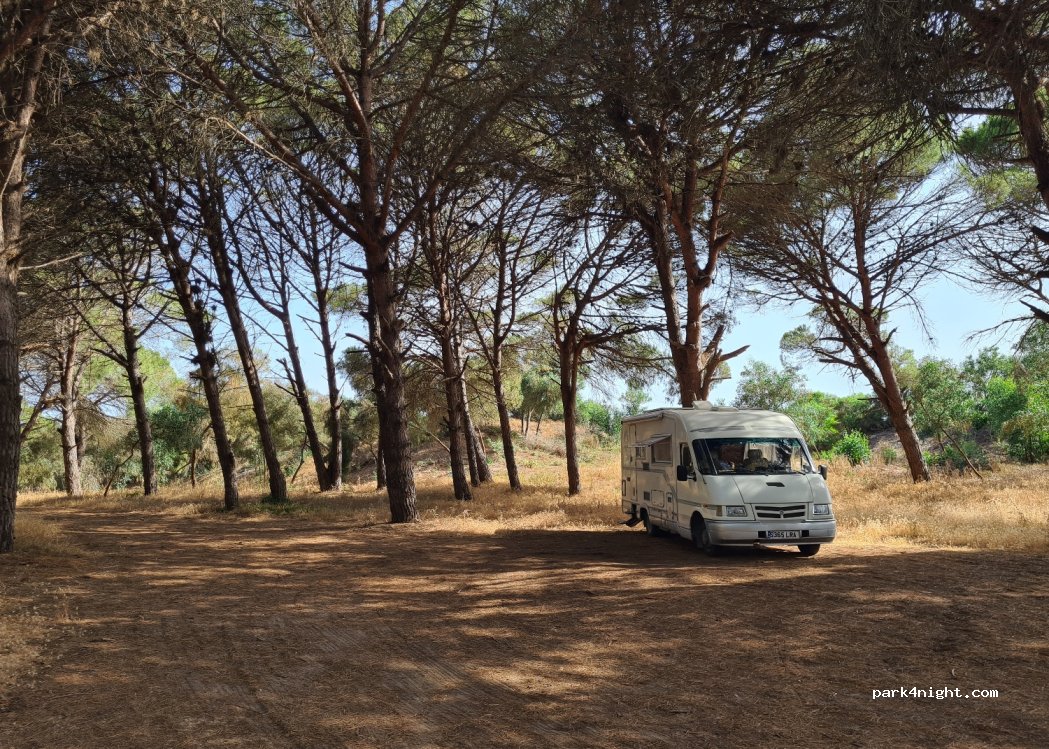 (272 00) Marathea - Unnamed Road — foto