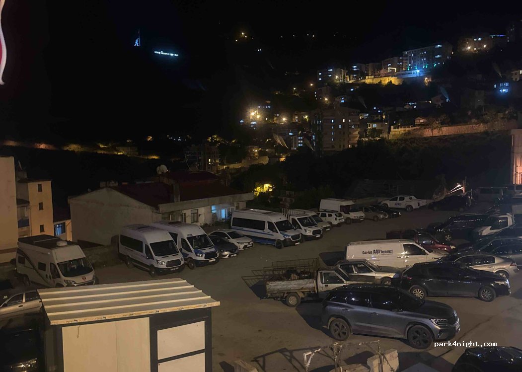(08000) Artvin Merkez - 22 19 Mayıs Caddesi — foto