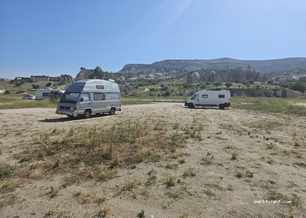 (50500) Çavuşin - Unnamed Road — foto