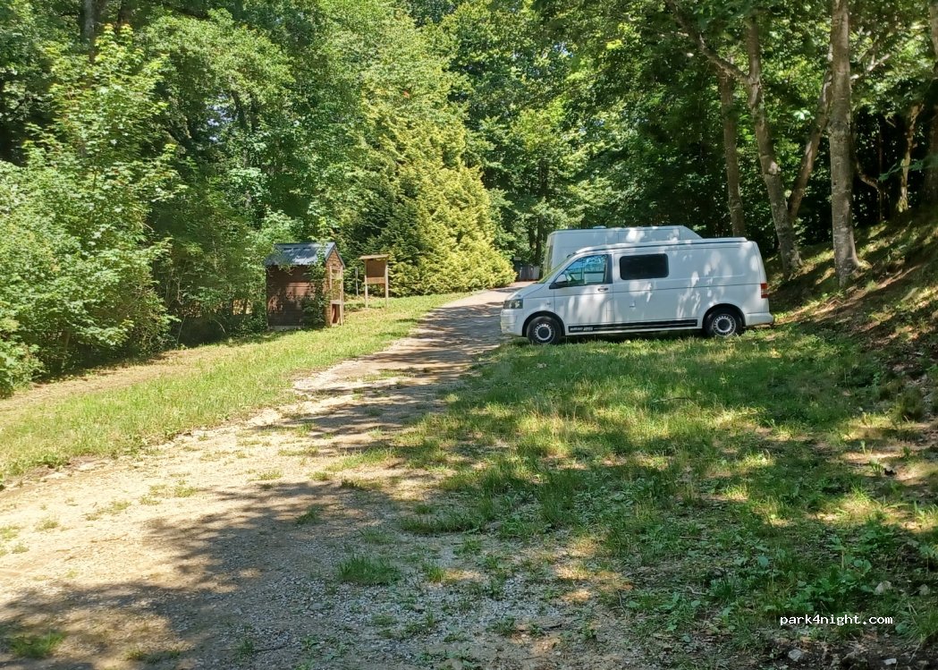 (81240) Saint-Amans-Valtoret - Unnamed Road — foto 4
