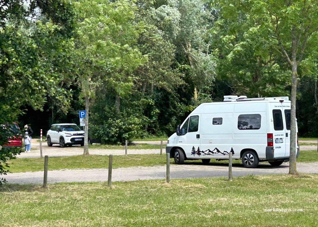 (23942) Kalkhorst - Unnamed Road — foto