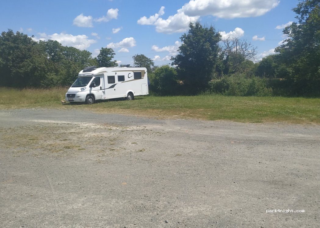 (49490) Noyant-Villages - 33 Rue des Cerisiers — foto 2