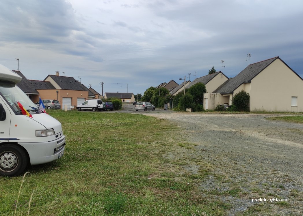 (49490) Noyant-Villages - 33 Rue des Cerisiers — foto 4