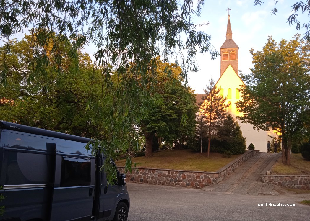 (76-214) Smołdzino - 2 Kościelna — foto 2