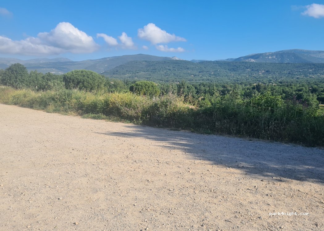 (06530) Saint-Cézaire-sur-Siagne - 103 Chemin de la Grange — foto 2