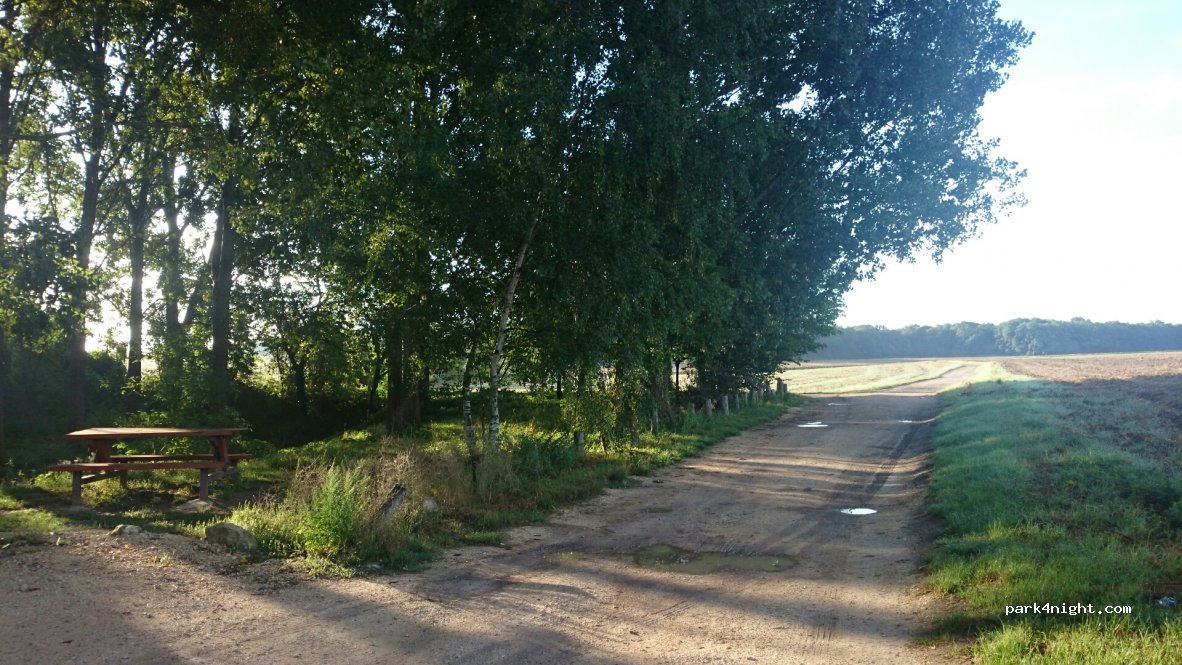 (60560) Orry-la-ville - Le Chemin de la Fontaine — foto