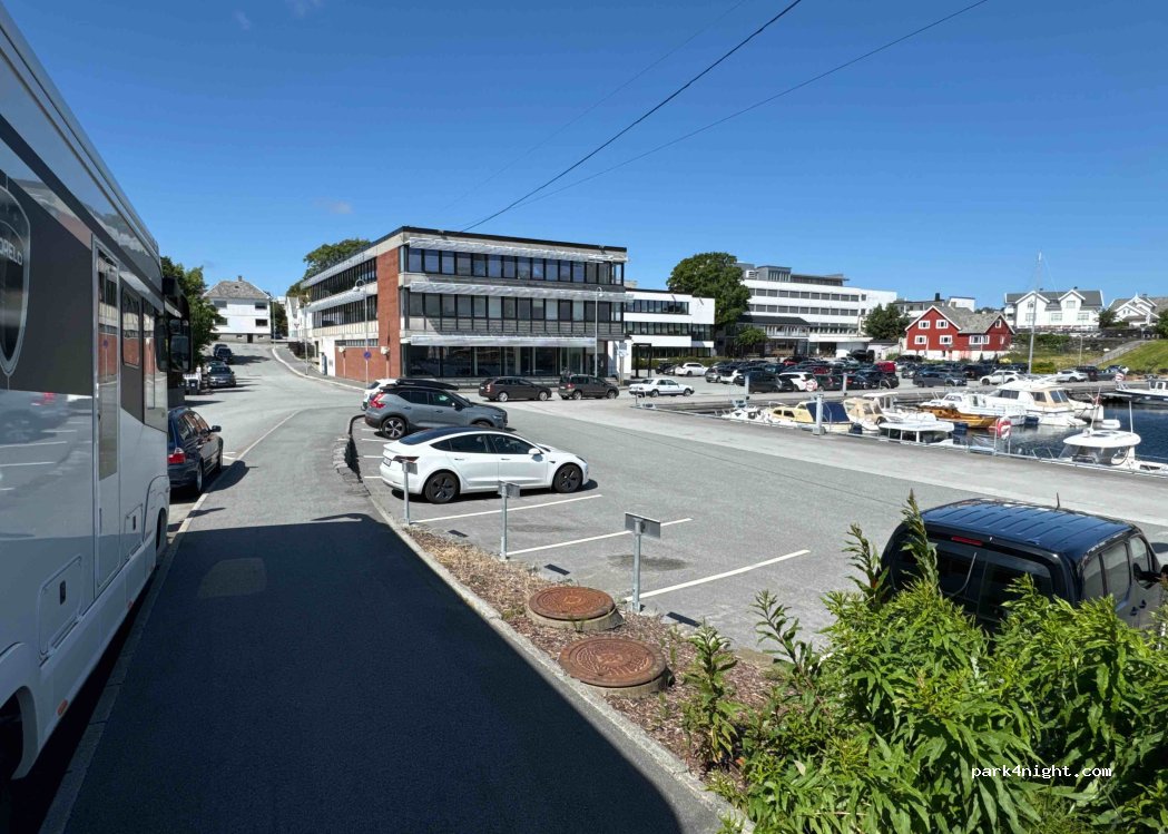 (4250) Kopervik - 1 Severin Larsens veg — foto
