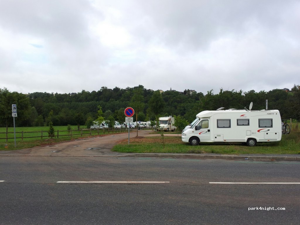 Aire camping car Rodez — foto 2