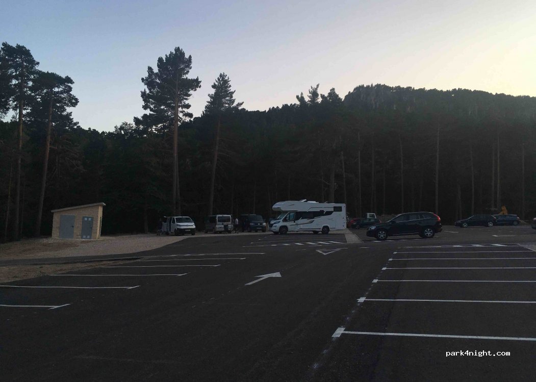 (42156) Vinuesa - Arroyo Laguna Negra (Parking de la Laguna Negra) — foto