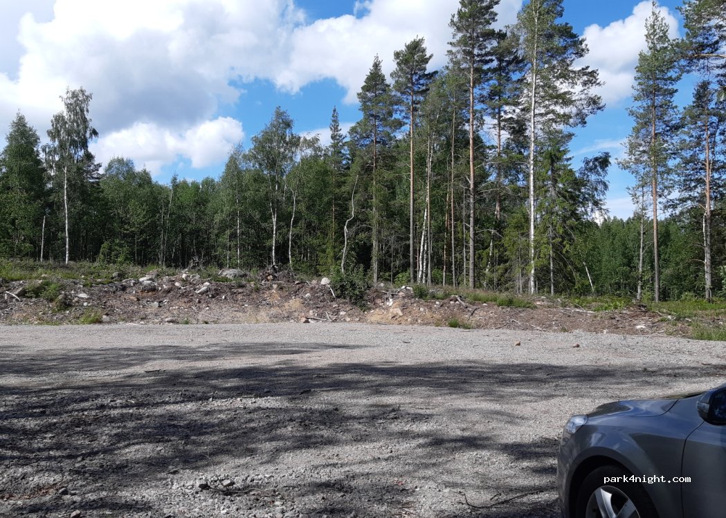 (815 75) Söderfors - — foto 2