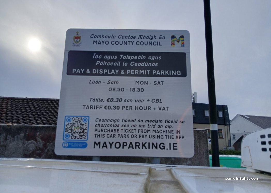(F12 T6R3) Claremorris - 2 Ballyhaunis Road — foto