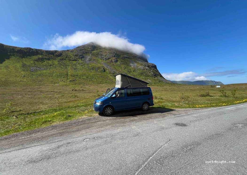 (8380) Ramberg - 17 Sekundær Fylkesveg 803 — foto 2