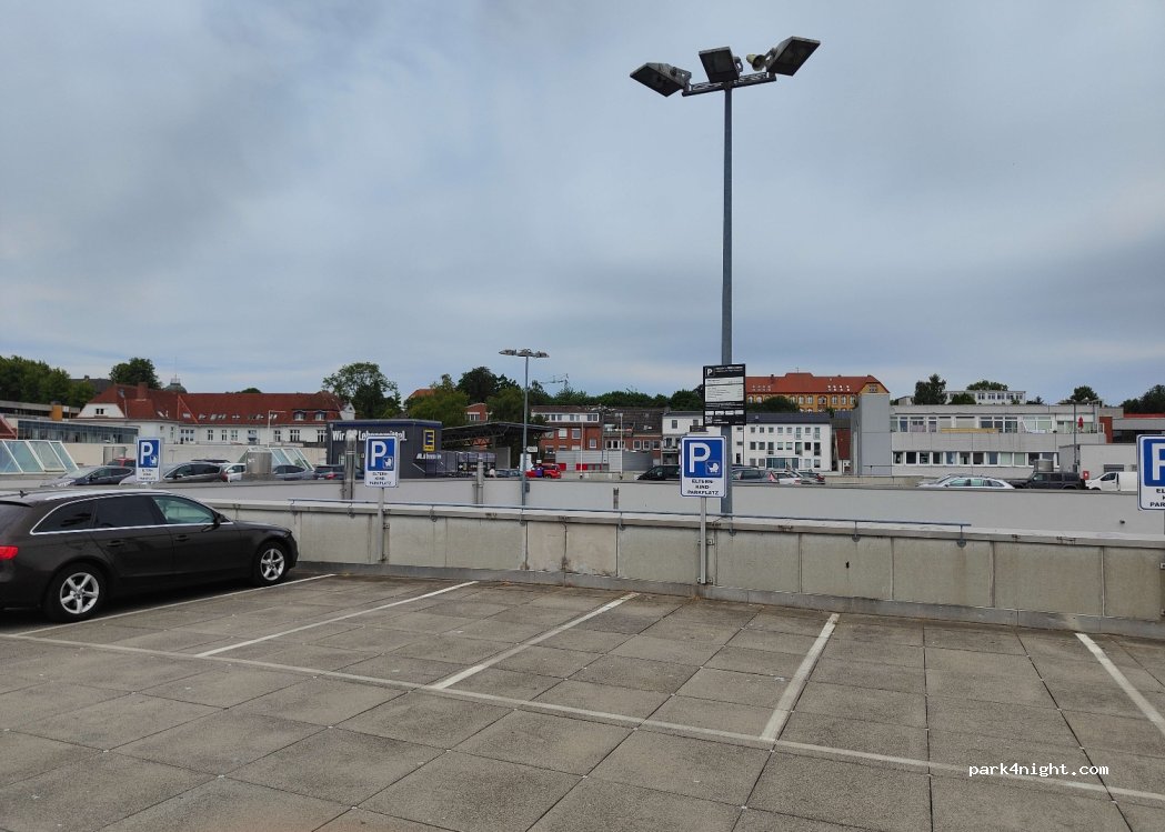 (24837) Schleswig - 17 Schwarzer Weg — foto 2
