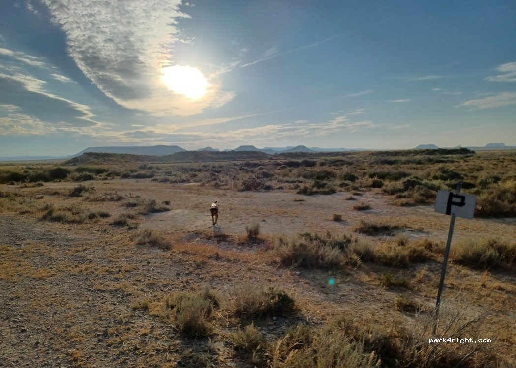 (31513) Arguedas - Unnamed Road — foto
