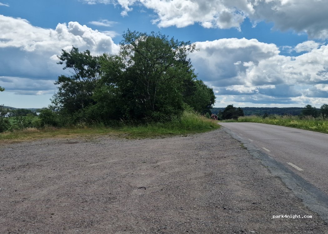 (646 91) Gnesta - Unnamed Road — foto