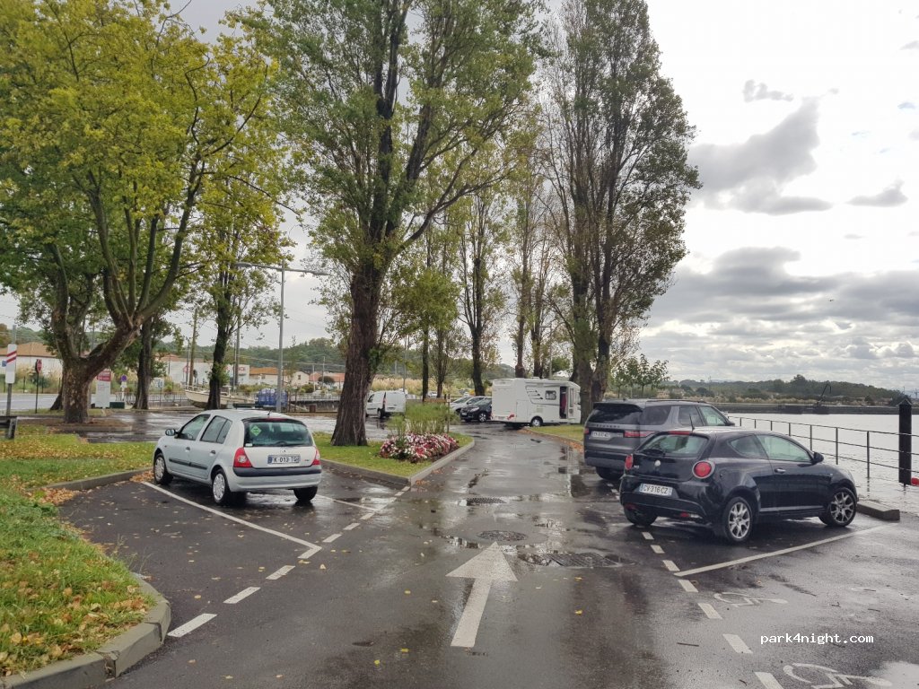 (64340) Boucau - Avenue Louis de Foix — foto 2