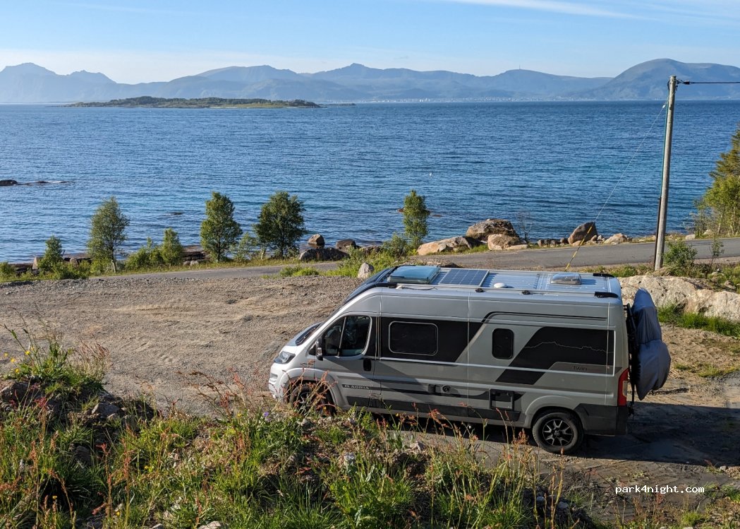 (8317) Strønstad - Midnattsolveien — foto
