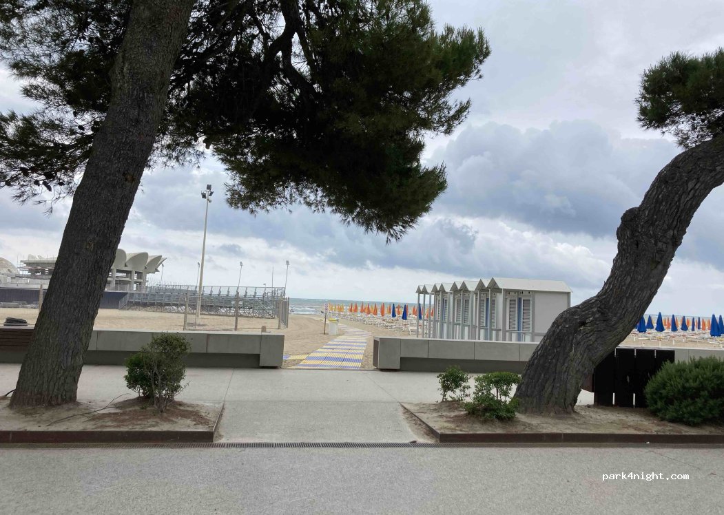 (33054) Lignano Sabbiadoro - 58 Lungomare Trieste — foto