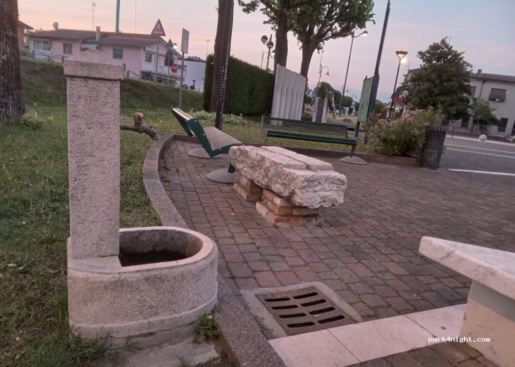 (30020) La Salute di Livenza - 31 Corso Cavour — foto