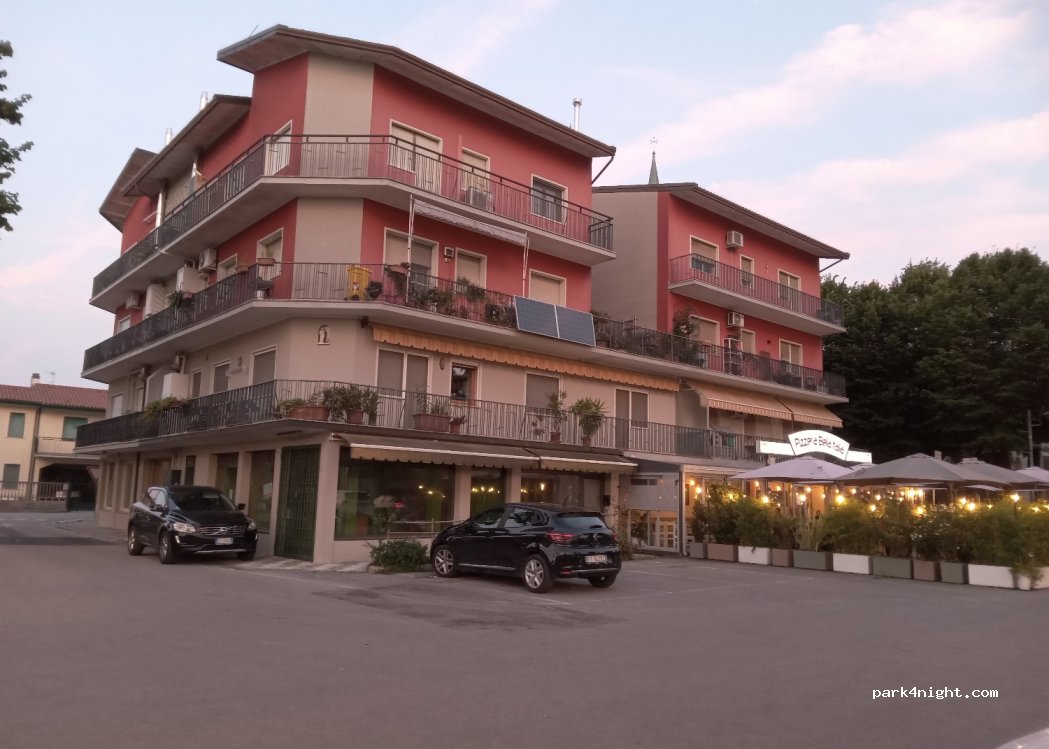 (30020) La Salute di Livenza - 31 Corso Cavour — foto 2