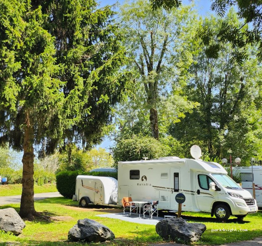 Camping CITY NATURE*** Lescar-Pau — foto