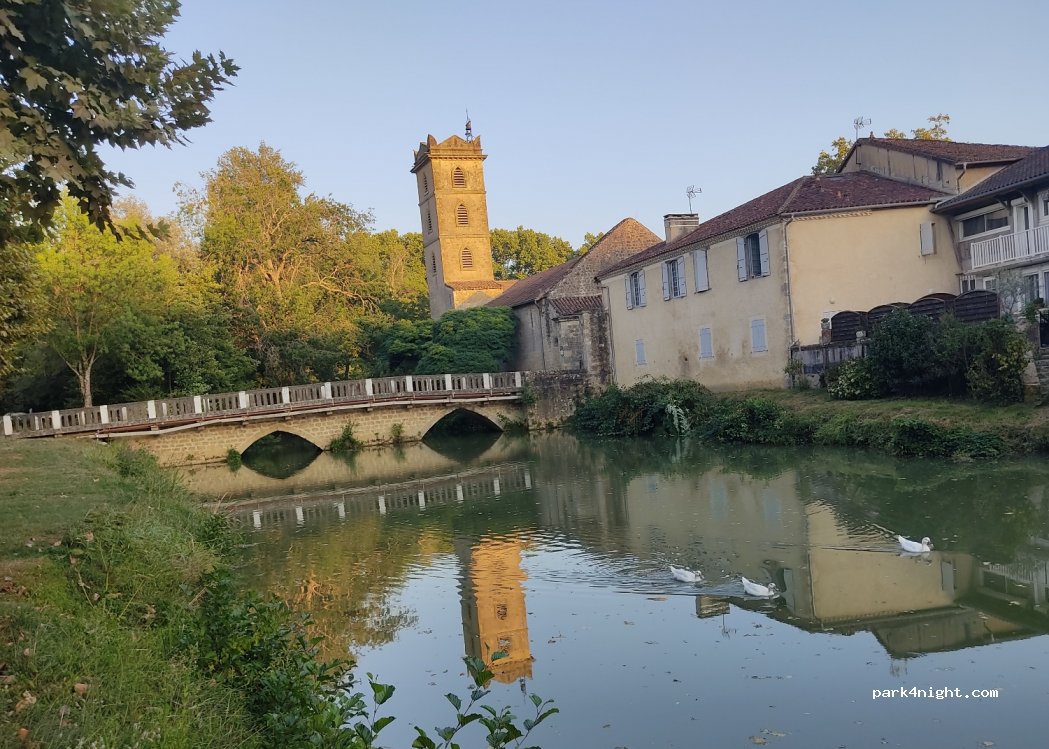 (32300) L'Isle-de-Noé - D939 — foto 3