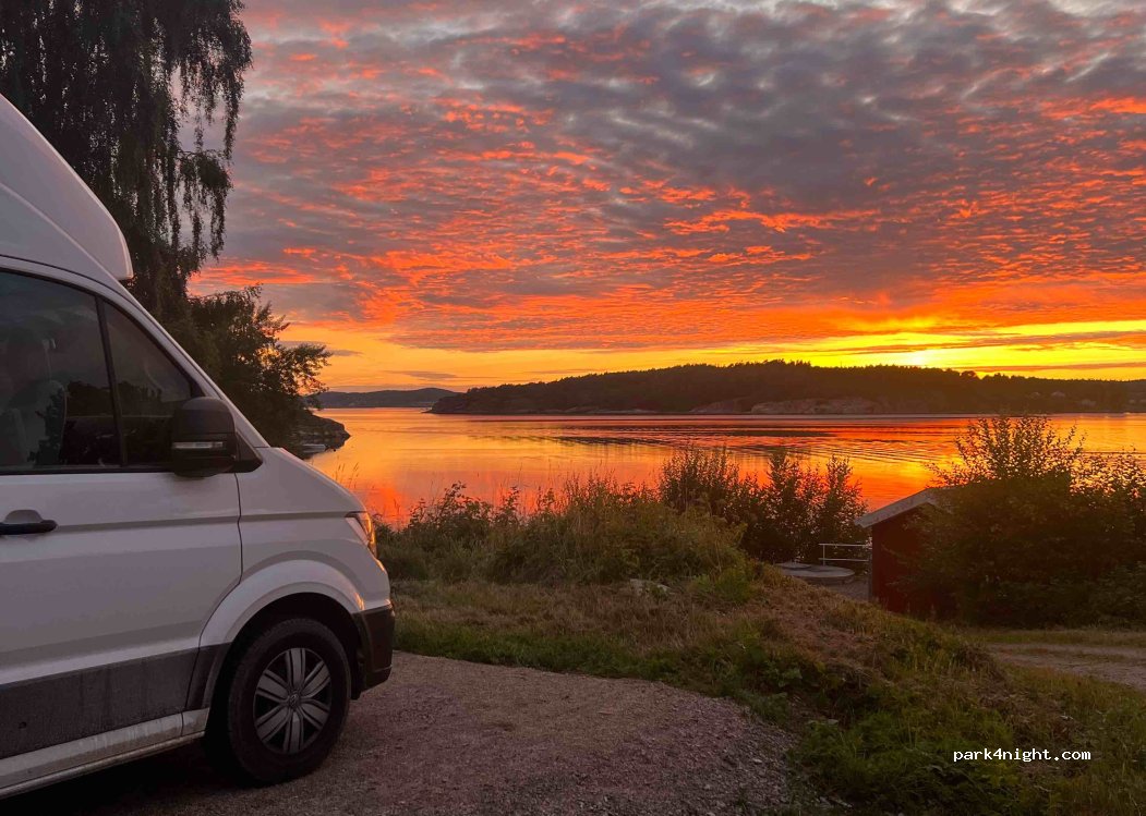 (451 90) Uddevalla - 9 Ammenäsvägen — foto 4
