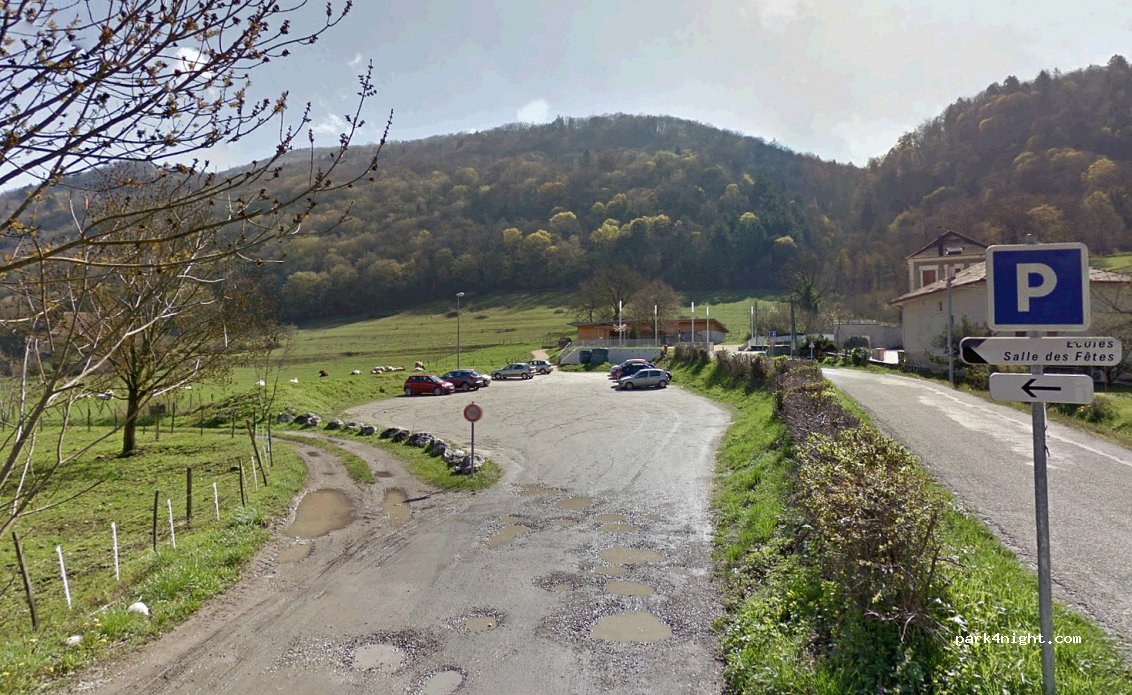 (38570) La Pierre - Rue de la Mairie — foto