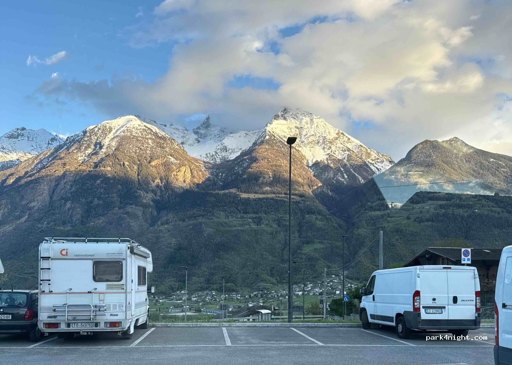 (11100) Aosta - 32 Via de Beauregard — foto