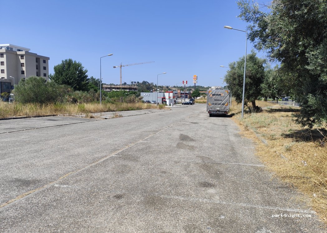 (2350-399) Torres Novas - Av. Xanana Gusmão — foto 2