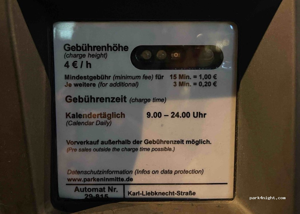 (10178) Berlin - 18 Karl-Liebknecht-Straße — foto