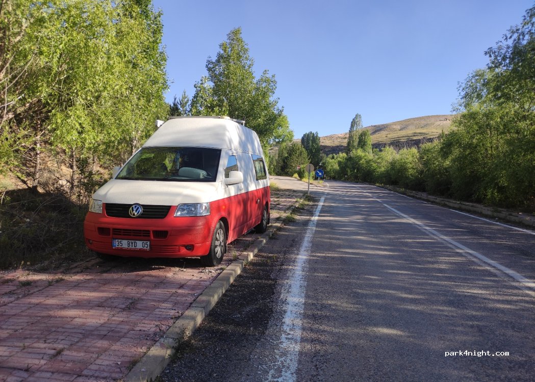 (58900) Kavak - Kangal Yolu — foto