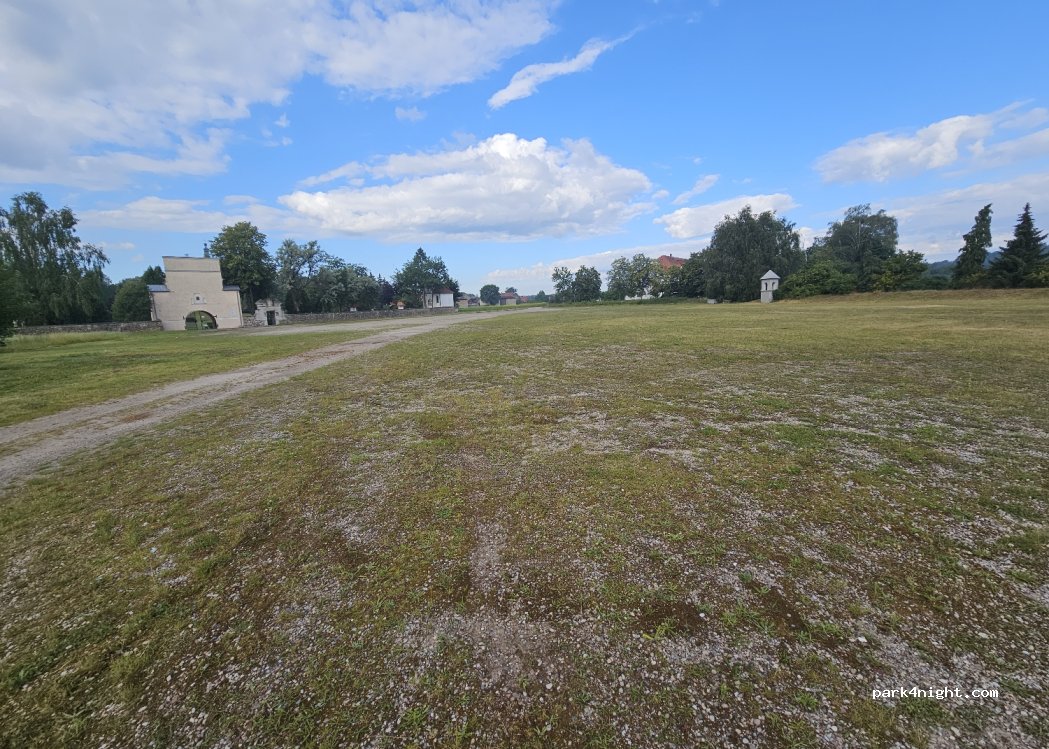 (66-341) Rokitno - Unnamed Road — foto