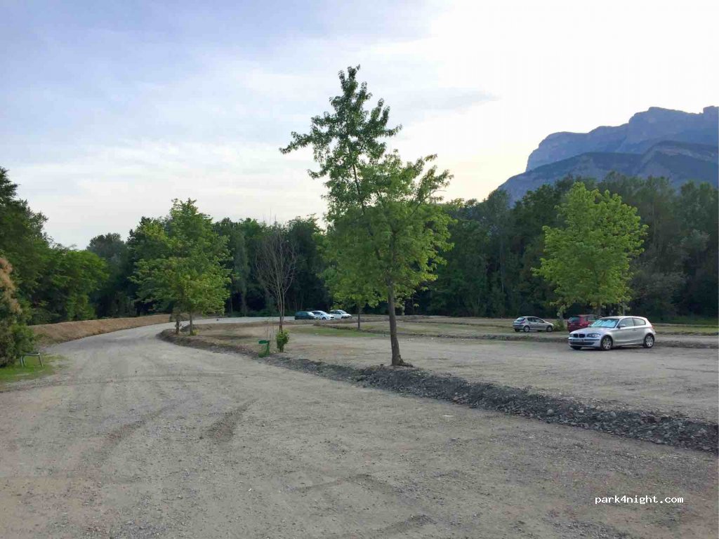(38660) La Terrasse - 1336-1356 Route du Lac — foto 2